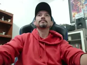 axell_rosee from Chaturbate