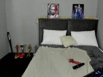 barbiemuscle1 from Chaturbate