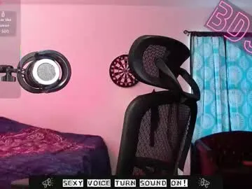 bi_master_mack from Chaturbate