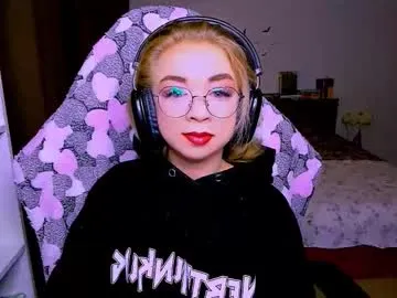 blinkofeyess from Chaturbate