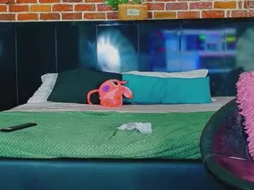 blueeyesdesire from Chaturbate