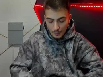 brandontatex from Chaturbate