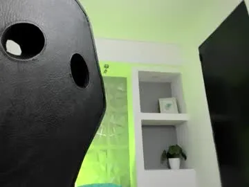 canela_savage from Chaturbate