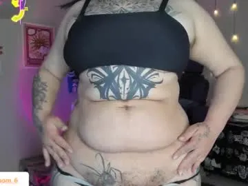 cherrybom_ from Chaturbate