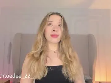 chloe_dee_ from Chaturbate
