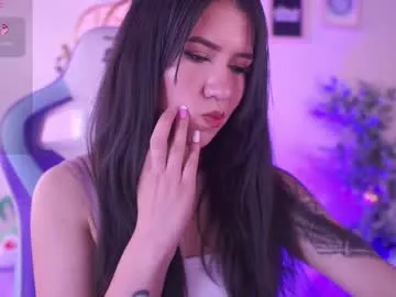 chloe_moonss from Chaturbate