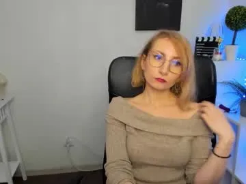 Discover Chaturbate's Cinderellamoon cinderellamoon from Chaturbate