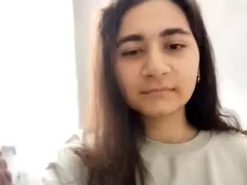 Explore sweet camslut Clairepittsenbarger clairepittsenbarger from Chaturbate