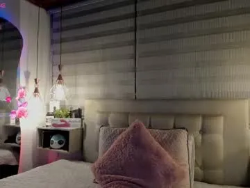 cristal__hot_1 from Chaturbate