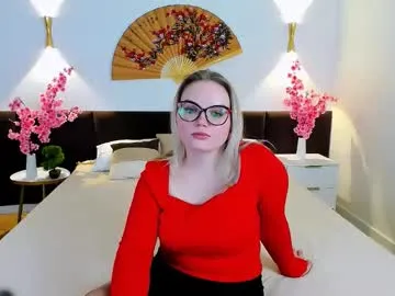 crystalcurtis from Chaturbate