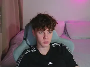 cute_thomas from Chaturbate