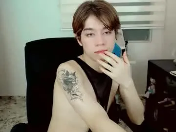 dae_lune from Chaturbate