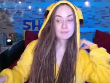 dalia_peach from Chaturbate