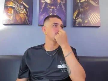 damian__oliver from Chaturbate