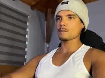 daniel0910s from Chaturbate