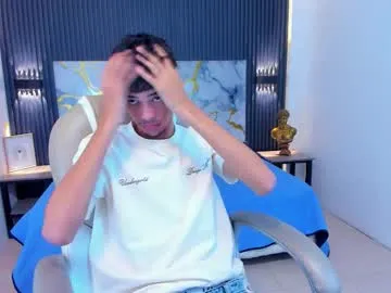 dark_desiree18 on Chaturbate