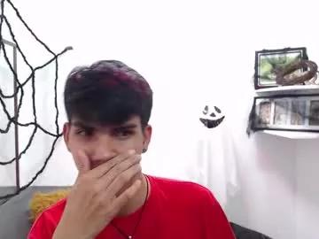 Discover David_925_, he wants to masturbate for you david_925_ from Chaturbate