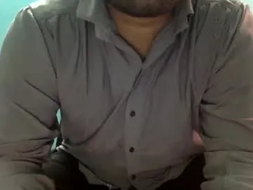 desiguylund from Chaturbate