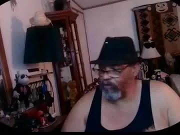 dirtyoman2ya from Chaturbate