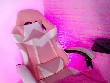 dominic_queen from Chaturbate