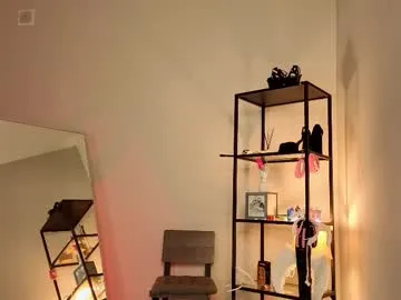 elfiecollins from Chaturbate