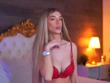 ellieredd from Chaturbate