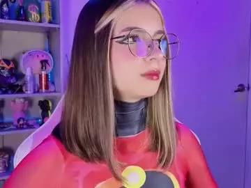 Discover Emilykarterr, she wants to masturbate for you emilykarterr from Chaturbate