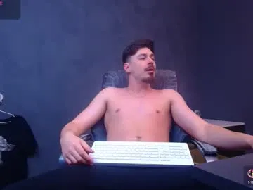 enzorace from Chaturbate