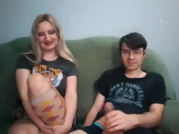 Seductive Eric_basilio gets uncovered and peak while being gazed on eric_basilio from Chaturbate