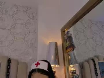 Join 22 years old foxy200__ from Chaturbate foxy200__ from Chaturbate