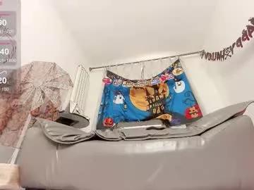 Try Foxyiyi, she wants to masturbate for you foxyiyi from Chaturbate