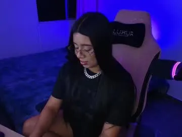 geminis11 from Chaturbate