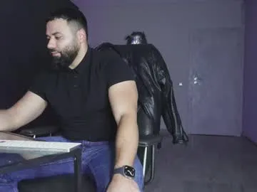 glennmasters from Chaturbate