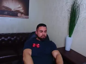 hayeswood from Chaturbate