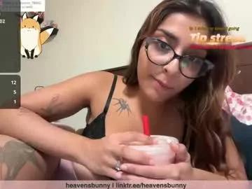 heavensbunny from Chaturbate