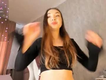 heyheynekoneko from Chaturbate