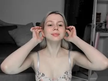 hi_popsy from Chaturbate