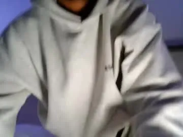 Discover sexy stripper Iamdaddy1024 iamdaddy1024 from Chaturbate