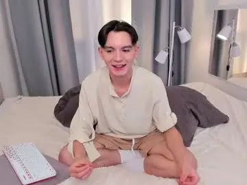 ian_harrickton from Chaturbate