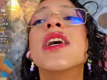 indi_rave from Chaturbate