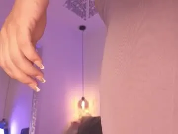 isabela_franco_ from Chaturbate