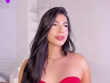 isabellefoxx from Chaturbate