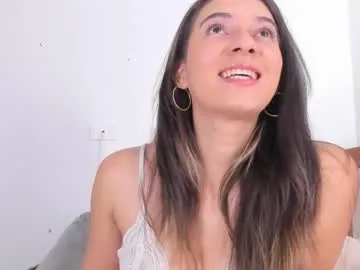 ishabellalopez from Chaturbate