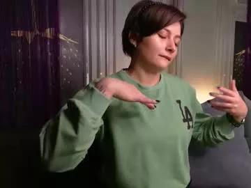 ishtardivine from Chaturbate