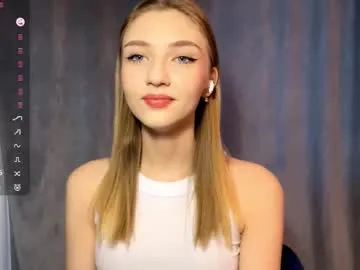 janitamunerlyn from Chaturbate