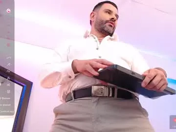 jonas_beard1 from Chaturbate