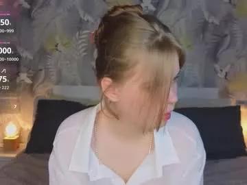 Masturbate to 18 years old jullietebliss from Chaturbate jullietebliss from Chaturbate