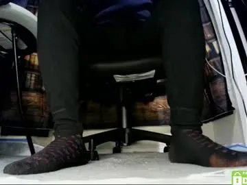 justshutupandwatch from Chaturbate