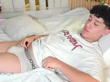 kai_zarek from Chaturbate