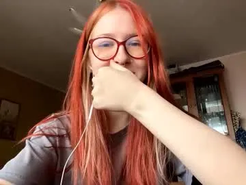 karinamuccia from Chaturbate